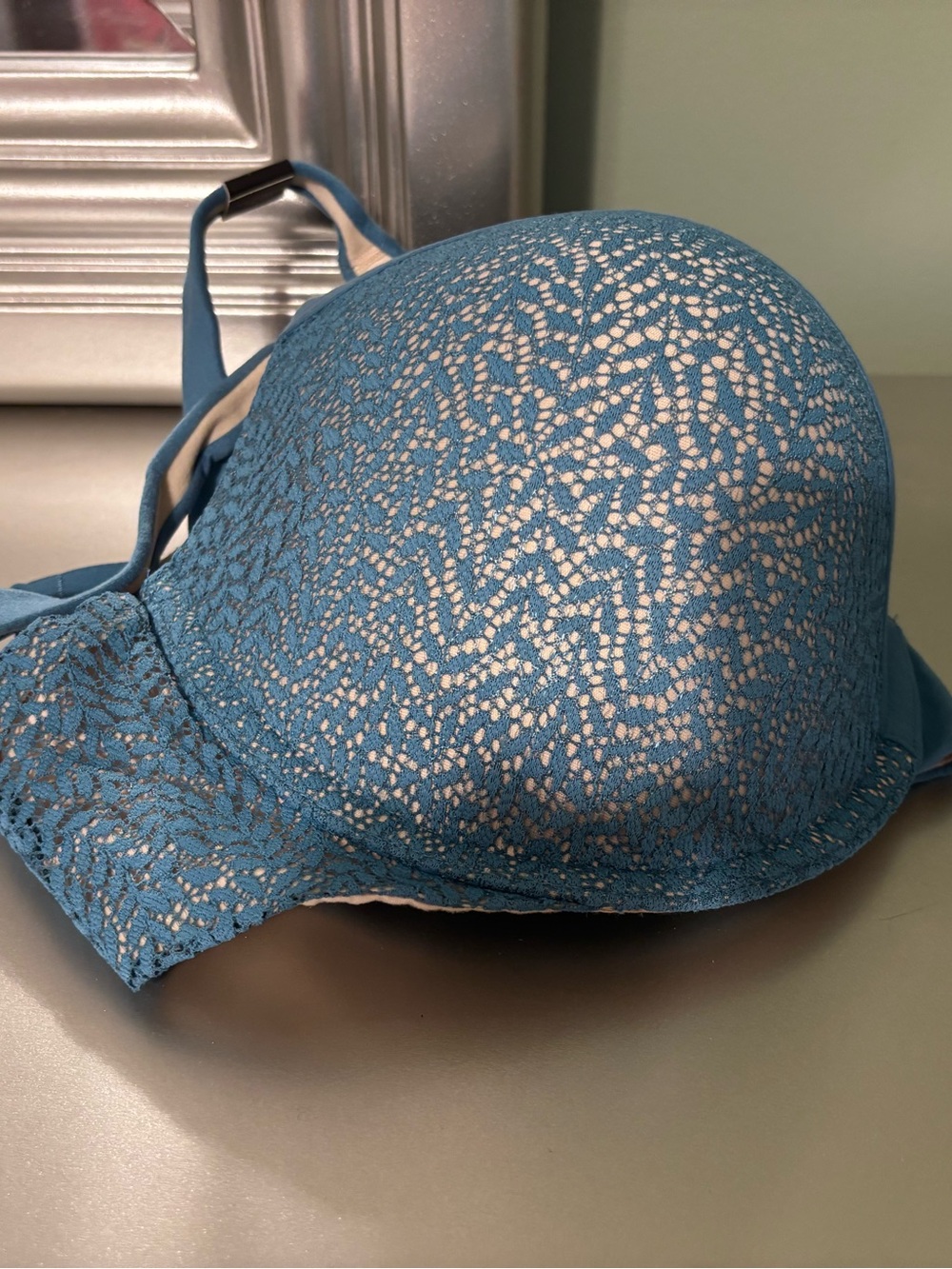 Victoria's Secret Blue Lace Push-Up Bra